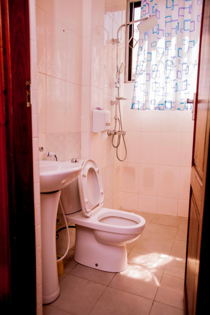 B10 Airport Lodge 다르에스살람 외부 사진