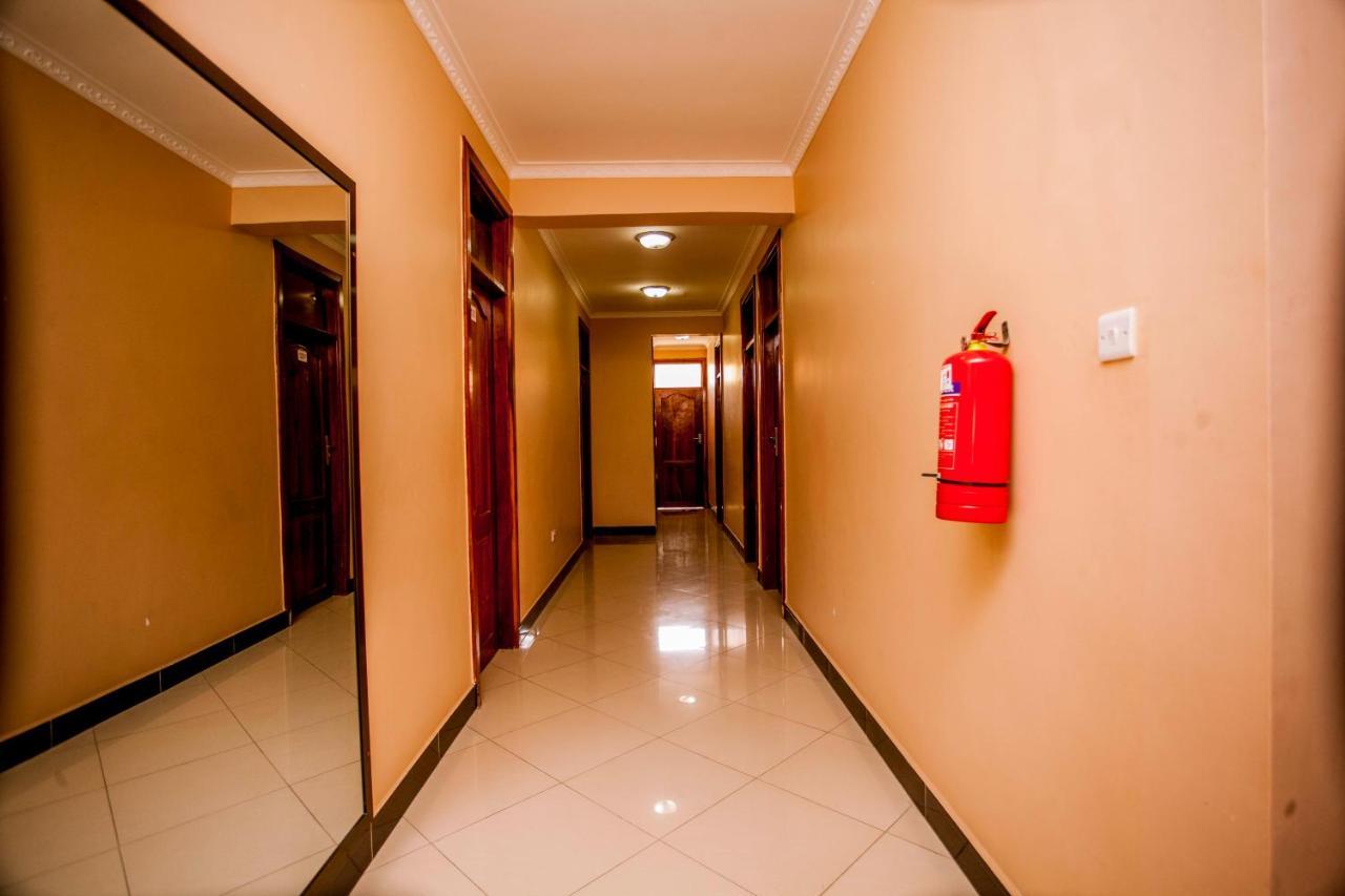 B10 Airport Lodge 다르에스살람 외부 사진