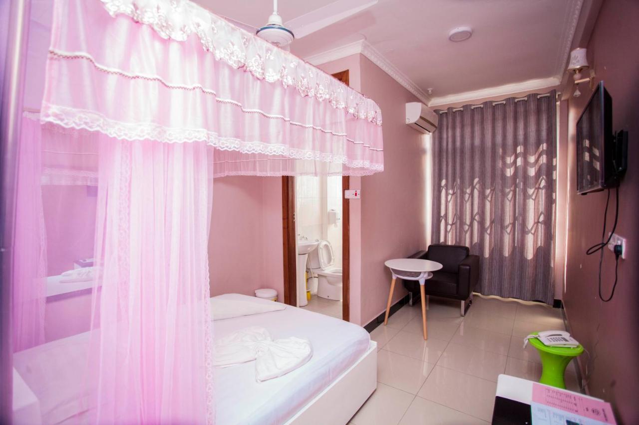 B10 Airport Lodge 다르에스살람 외부 사진