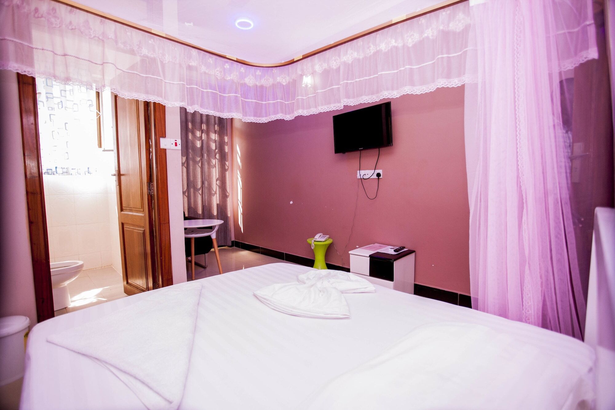 B10 Airport Lodge 다르에스살람 외부 사진